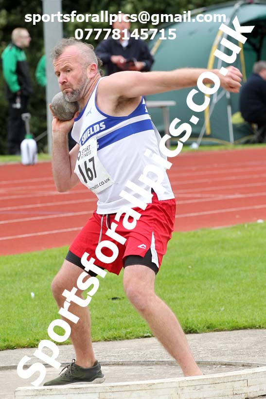 Shot putt, NECAA Open Meeting, Morpeth, Sunday, September 27th. David T. Hewitson/Sports for All Pics